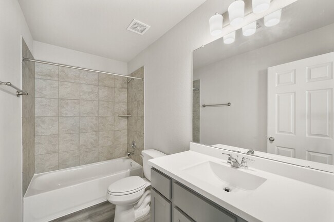 Foto del edificio - 13330 Bald Eagle Way