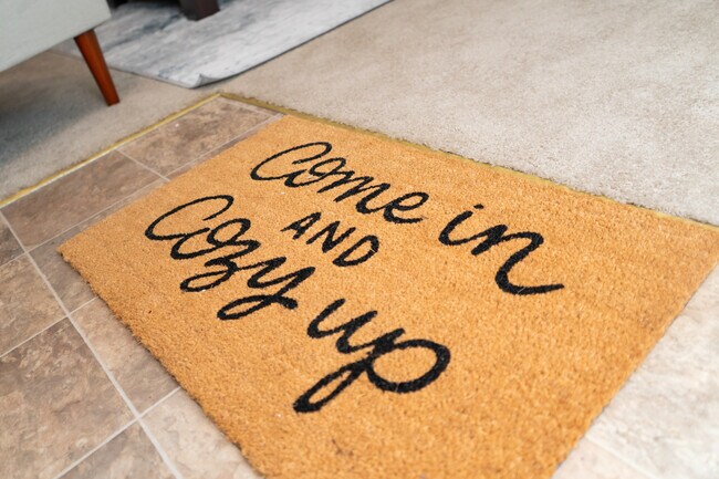 Building Photo - 3820 E Barrington Dr