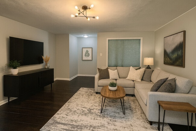 Building Photo - 1902 Greenwood Ave Building Photo - 1902 Greenwood Ave