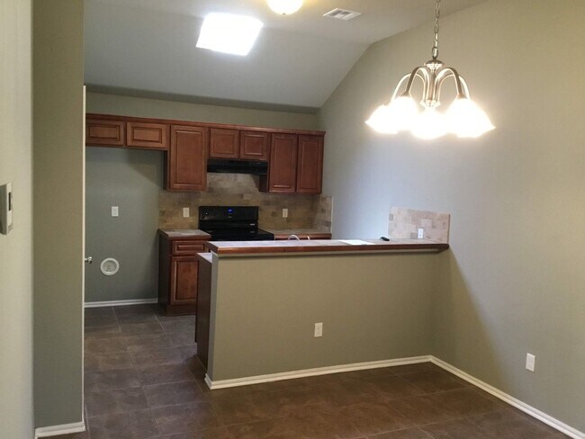 Foto del edificio - Great 3 Bed Home in Moore