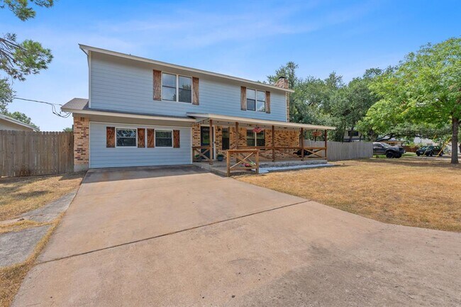 Building Photo - 710 Bosque Trail