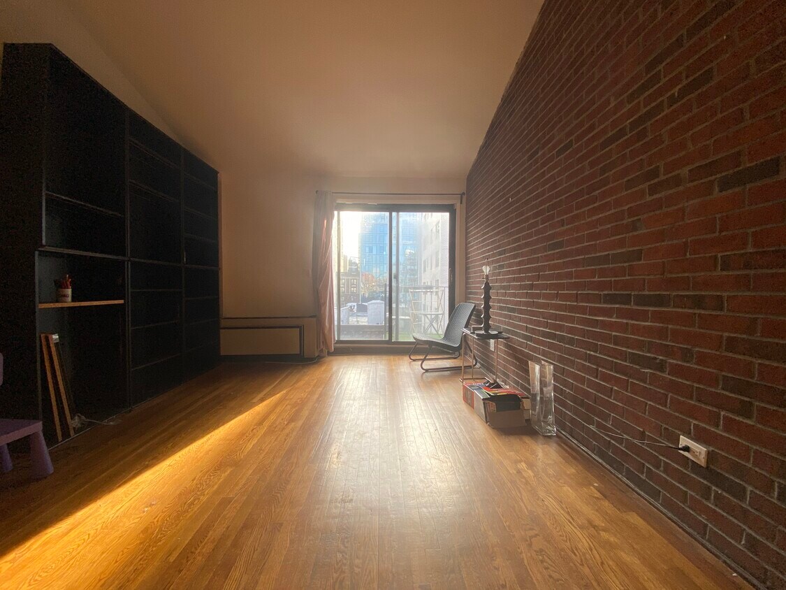 Foto principal - 165 E 88th St