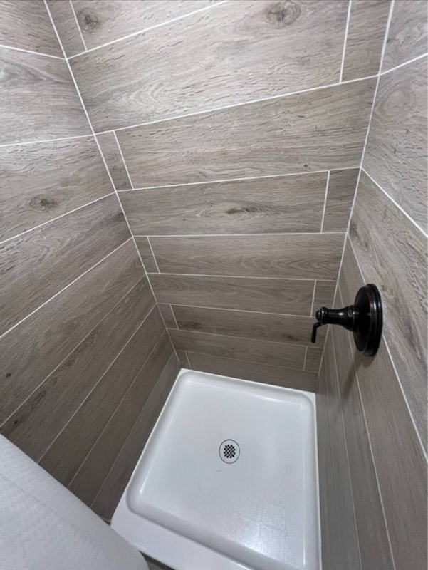 Foto del edificio - 480 N State College Blvd