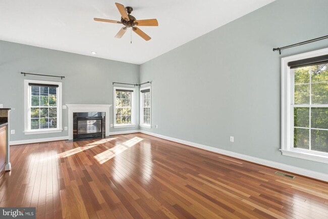 Foto del edificio - 6411 Velliety Ln