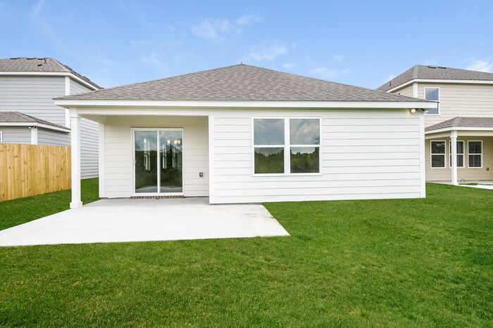 Foto del edificio - Gorgeous 3 Bedroom with Vaulted Ceilings a...