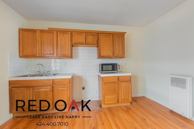 Foto del edificio - 615 N Rossmore Ave