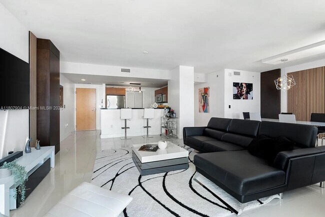 Foto del edificio - 244 Biscayne Blvd