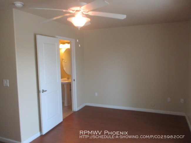 Foto del edificio - 3/2 Condo 19th Ave & Bell New, New, New!