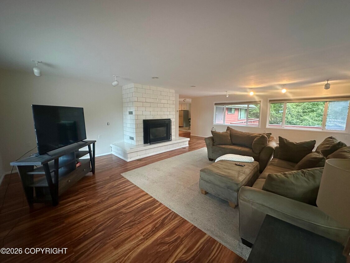 Building Photo - 5324-5324A N Tongass Hwy