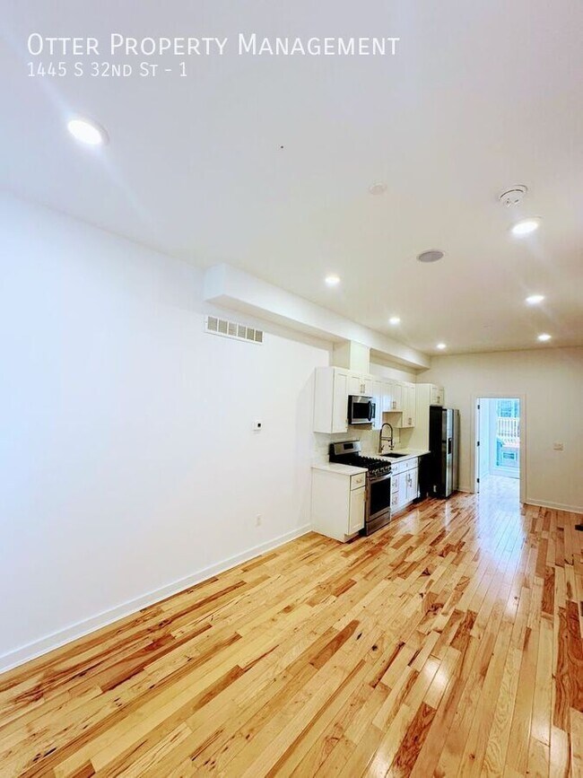 Foto del edificio - 1445 S 32nd St