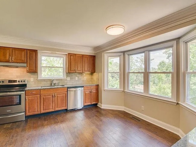 Building Photo - 4206 Highwood Dr