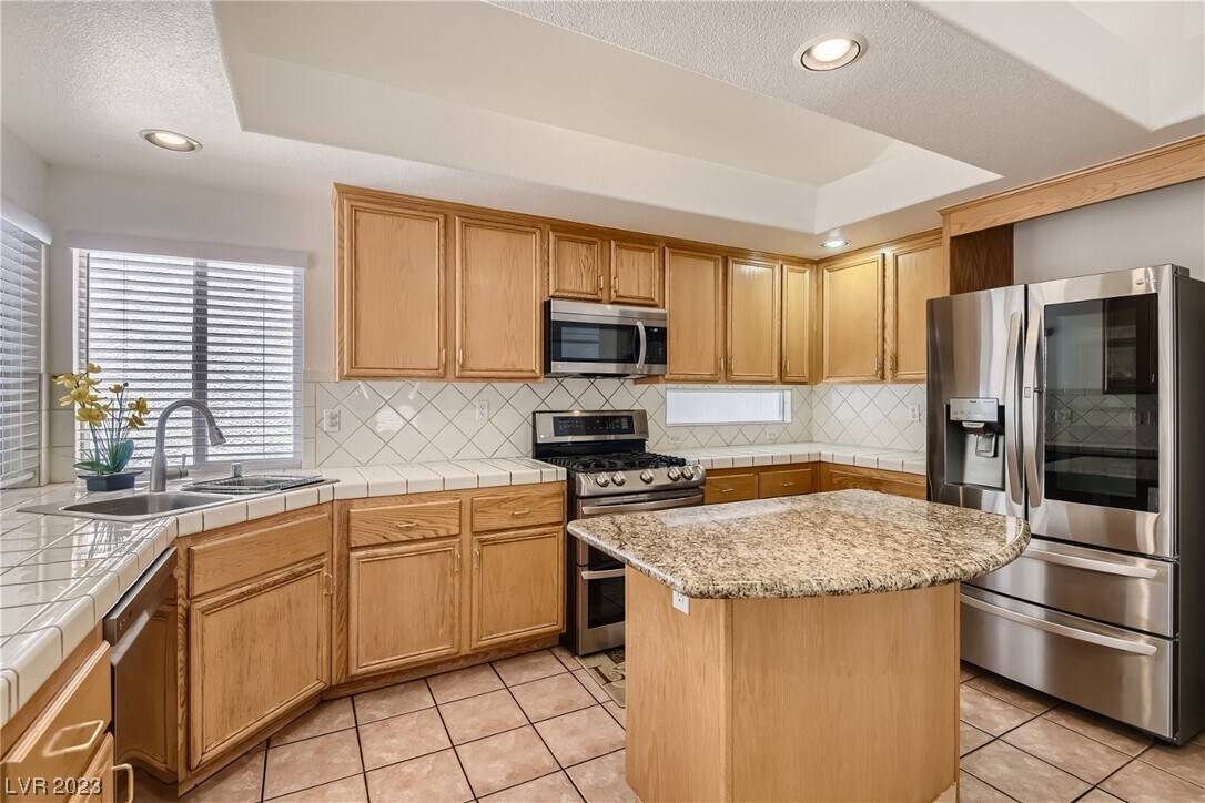 Primary Photo - 7771 Spindrift Cove St