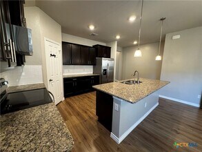 Building Photo - 117 Minnie J Lp