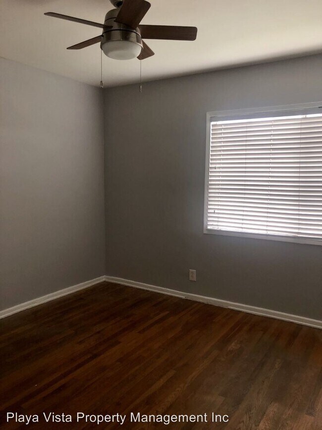 Foto del edificio - 13001-13007 Washington Blvd