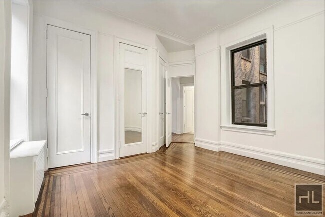 Foto del edificio - WEST 72 STREET