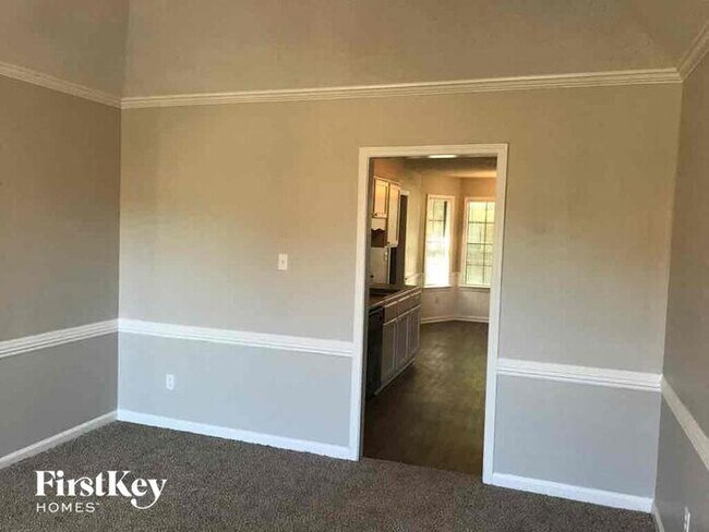 Building Photo - 7301 Ashley Oaks Dr