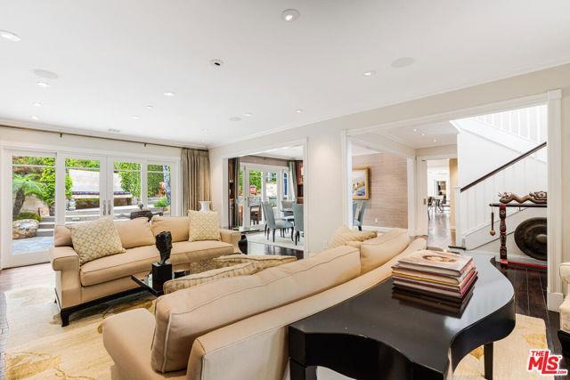 Foto del edificio - 17965 Surfview Ln