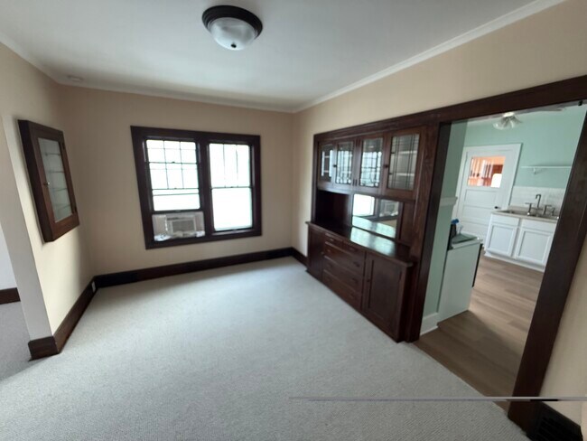 Comedor - 2226 N 6th St