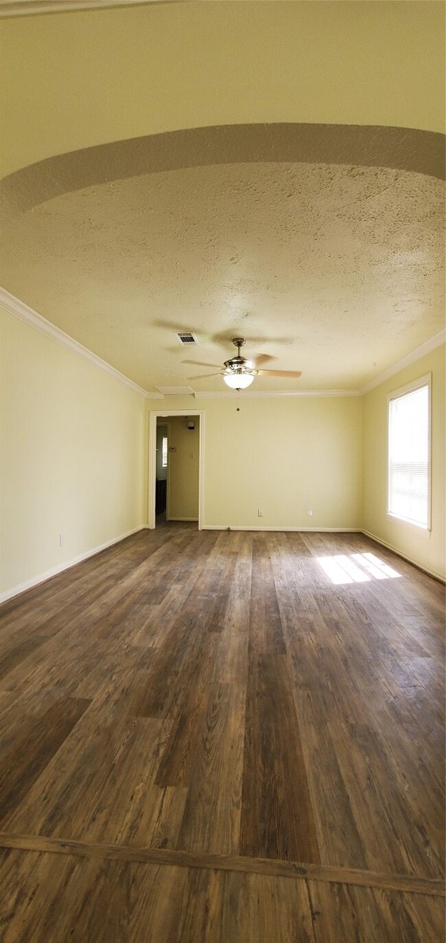 Foto del edificio - 7125 Goforth St