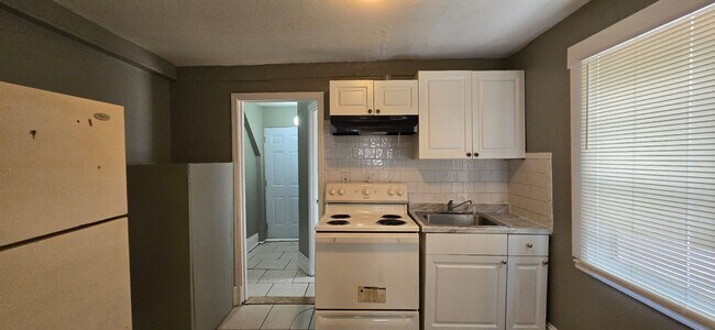Foto del edificio - 3620 Potter St