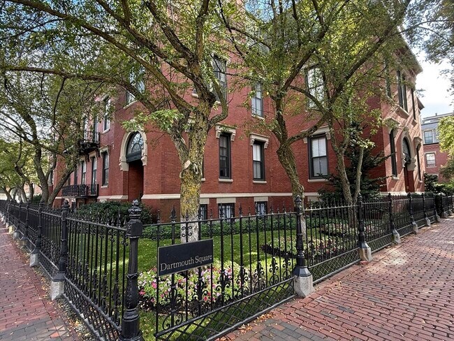 Foto del edificio - 130 Appleton St