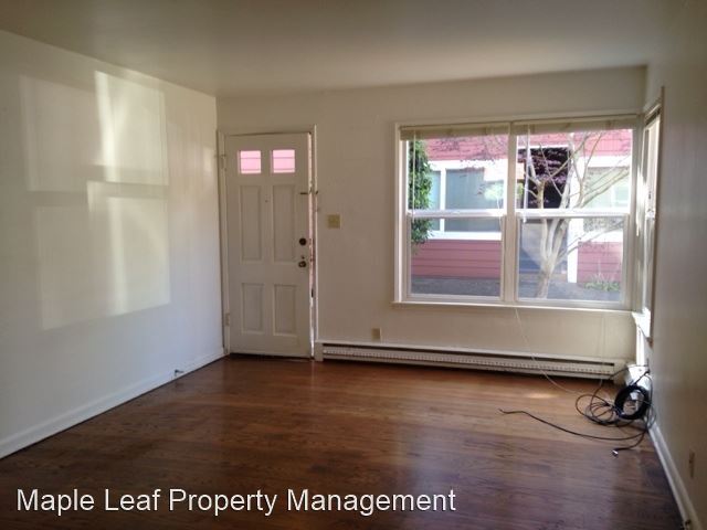 Building Photo - 7311-7317 Woodlawn Ave NE