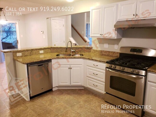 Building Photo - Wonderful 2 Story 3 Bedroom 1-Car Garage H...