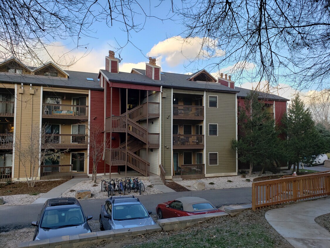 2802 Sundown Ln Unit 212, Boulder, CO 80303 Condo for Rent in Boulder