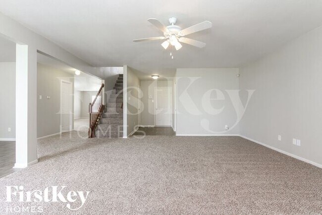 Foto del edificio - 8655 Hopewell Ct