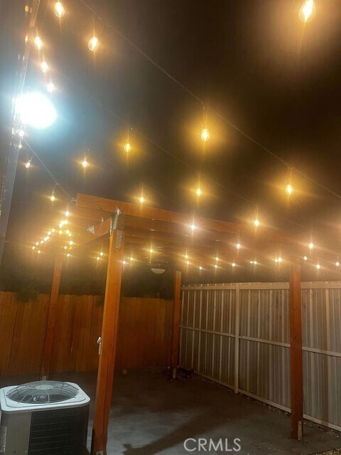 Foto del edificio - 2615 Van Buren Pl