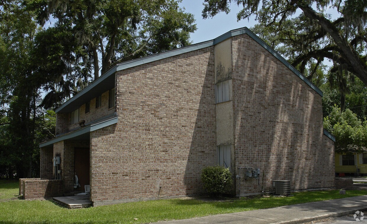 1236 NW 5th Ave, Gainesville, FL 32601 1236 NW 5th Ave Gainesville