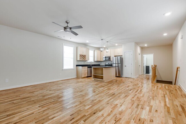 Foto del edificio - 1101 Oakwood Ave
