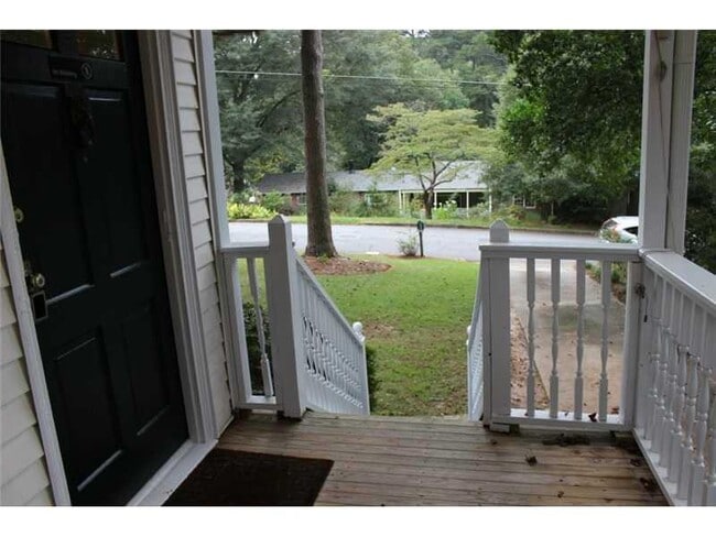 Building Photo - 737 Sunnybrook Dr