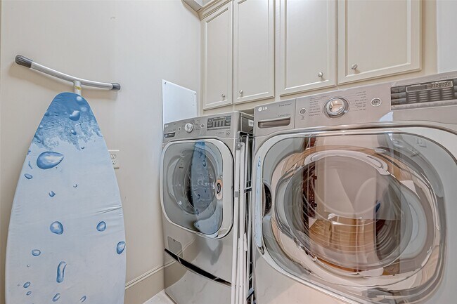 Foto del edificio - 311 Calle Sevilla Pl