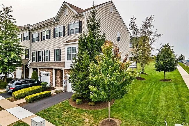 Foto del edificio - 4063 Yorktown Rd