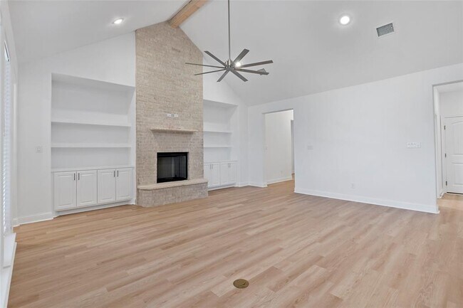 Building Photo - 3019 Teller Dr