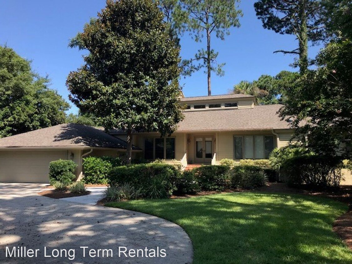 Primary Photo - 3 br, 2.5 bath House - 2 Castle Hall Lane