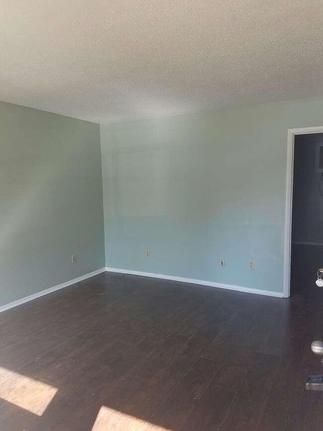 Foto del edificio - 4105 Knight Rd SW