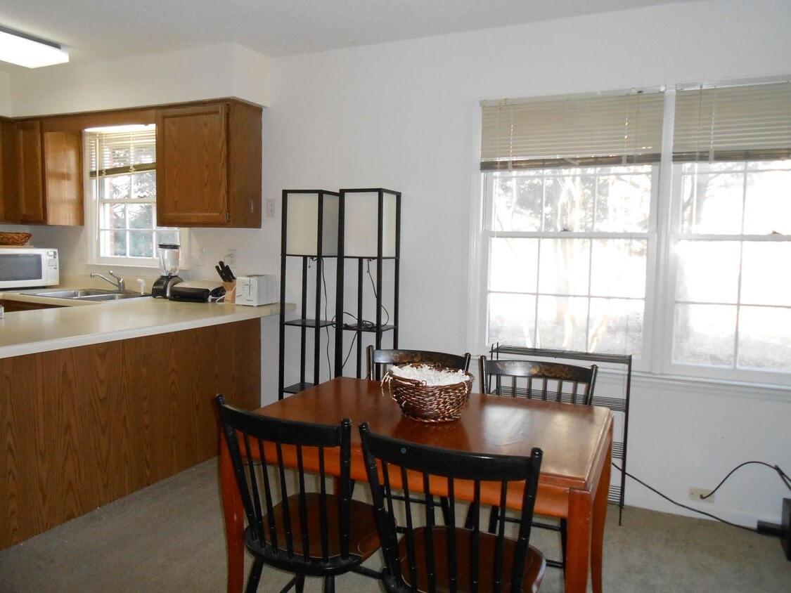 Building Photo - Walk to the Carrboro Farmer's Market!