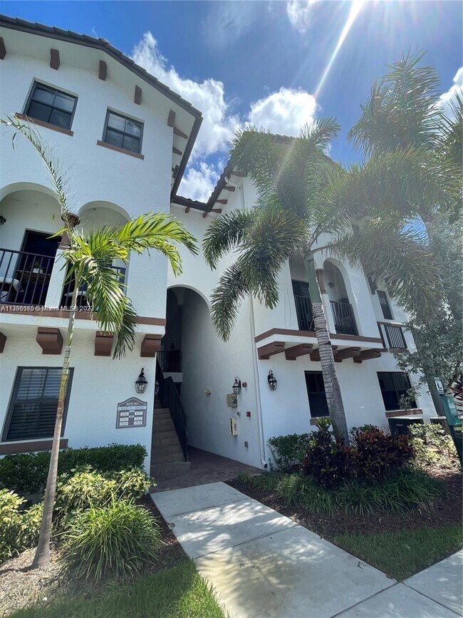 Building Photo - 10630 NW 88th St