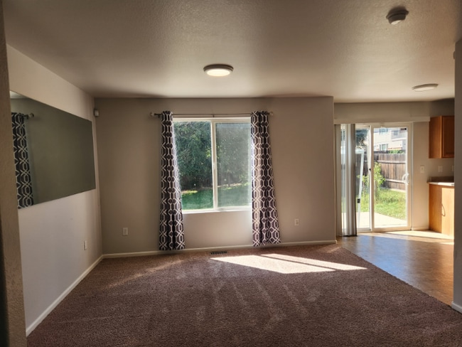 Building Photo - 278 Audubon Dr