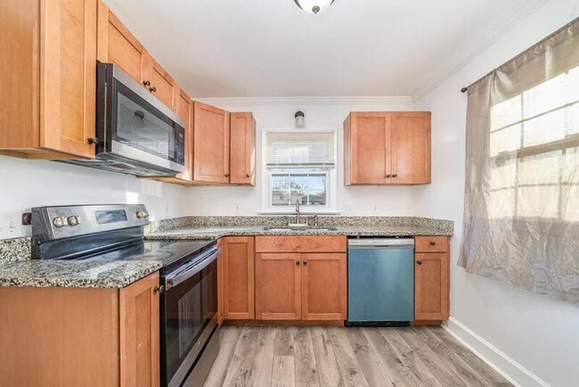 Building Photo - 11733 Idlewild Rd