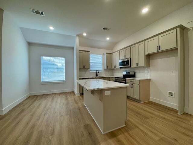 Foto del edificio - 16 Doon Cir