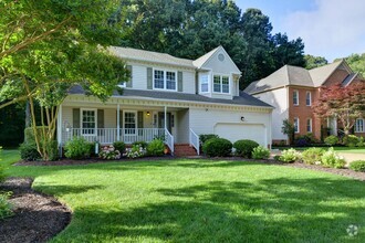 Building Photo - 202 Coach Hovis Dr