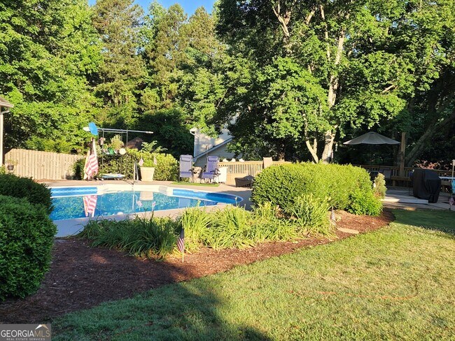 Foto del edificio - 180 Sycamore Bend