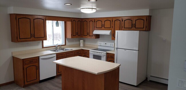 Foto del edificio - 2342 S Ridge Rd