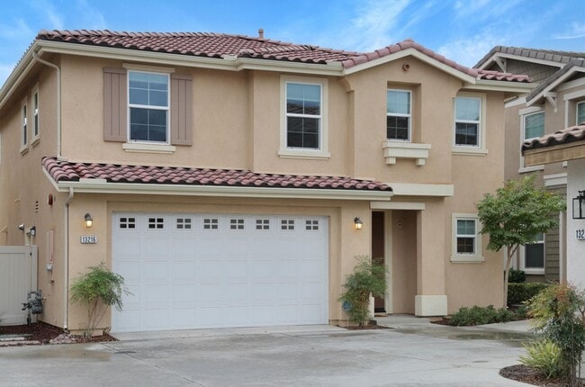 Building Photo - 13216 Cuyamaca Vista Dr