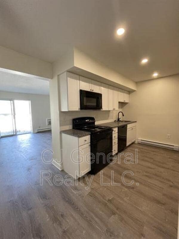 Photo - 106 Broad St Apartment