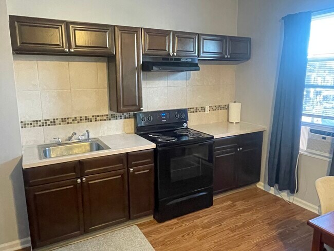 Cocina - 338 N 63rd st