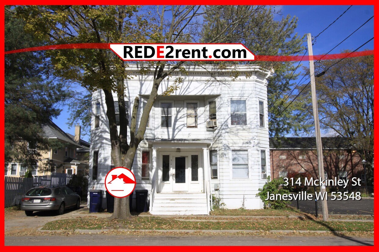 314 McKinley St Unit 3, Janesville, WI 53548 Room for Rent in